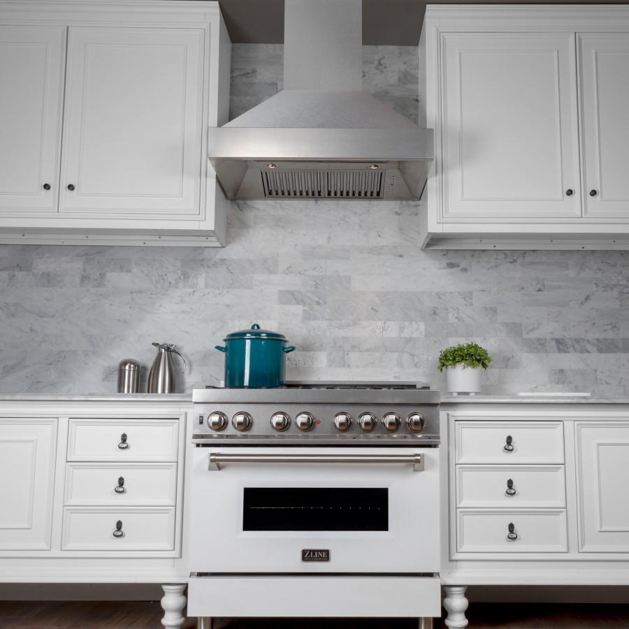 ZLINE 36" Snow Finish Stainless Range Hood with Snow Finish Shell, 8654SN-36