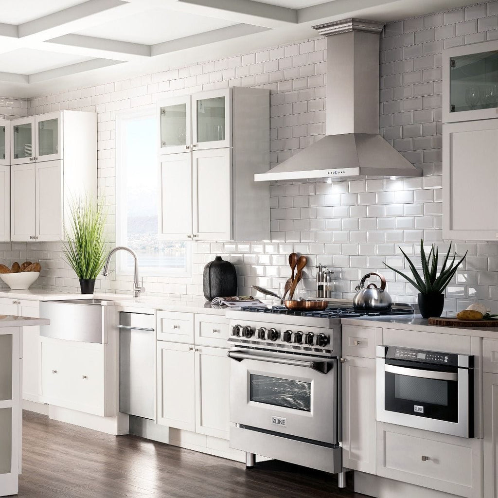 ZLINE 36" Stainless 4.6 cu.ft. 6 Gas Burner/Electric Oven Range, RA36