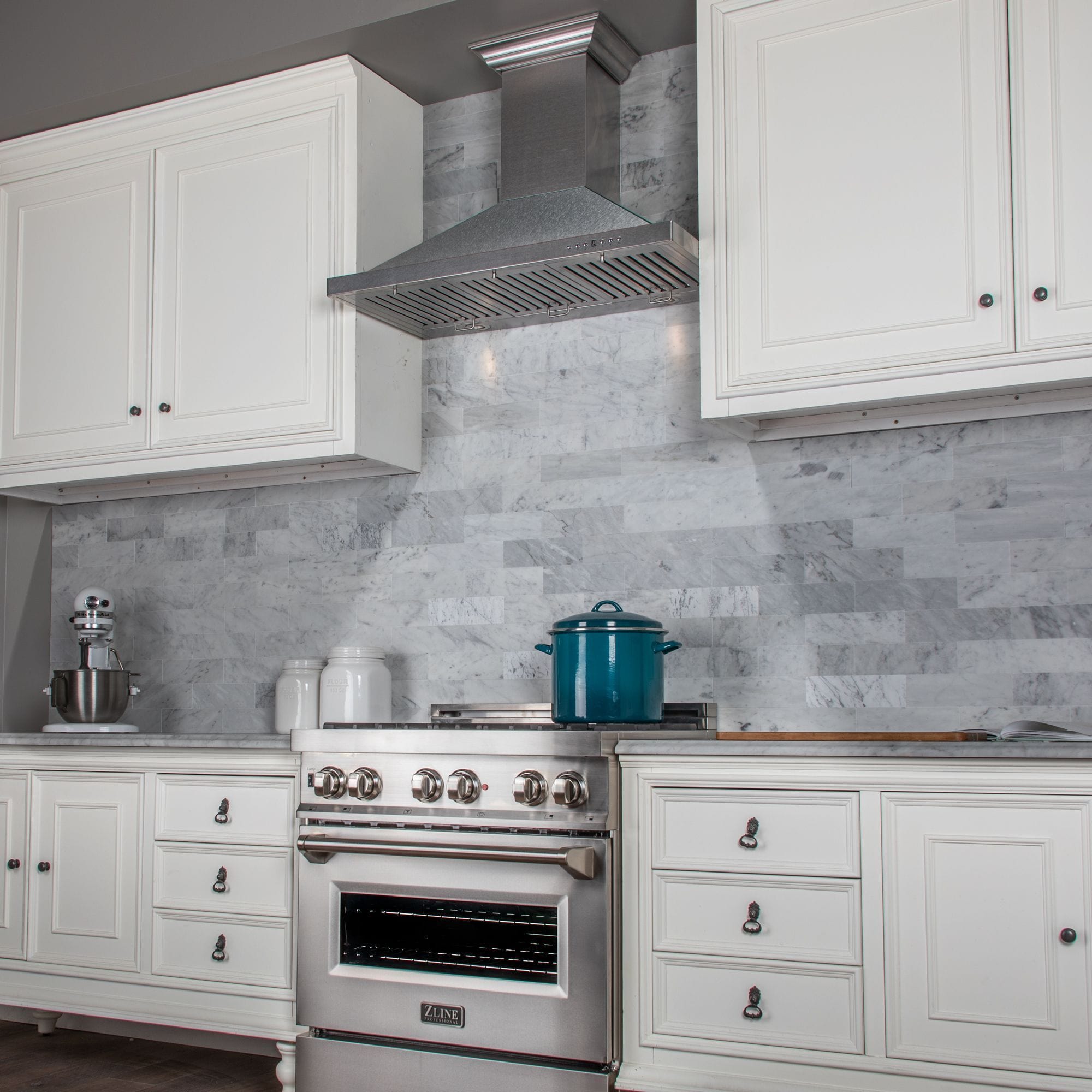 ZLINE Designer Series DuraSnow®  Wall Mount Range Hood 8KBS-48